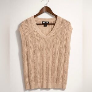 DKNY Women's Baby Pink V-Neck Sweater Vest